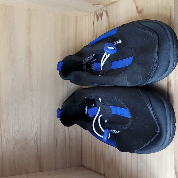 Speedo Mens Black and Blue Water Shoes - Picture 4 of 9